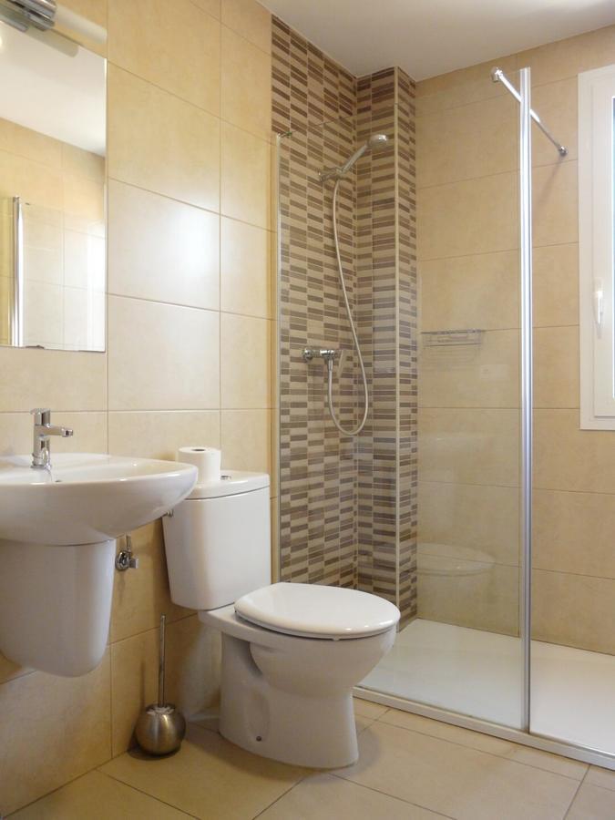 Albergue San Nicolas Larrasoana Εξωτερικό φωτογραφία