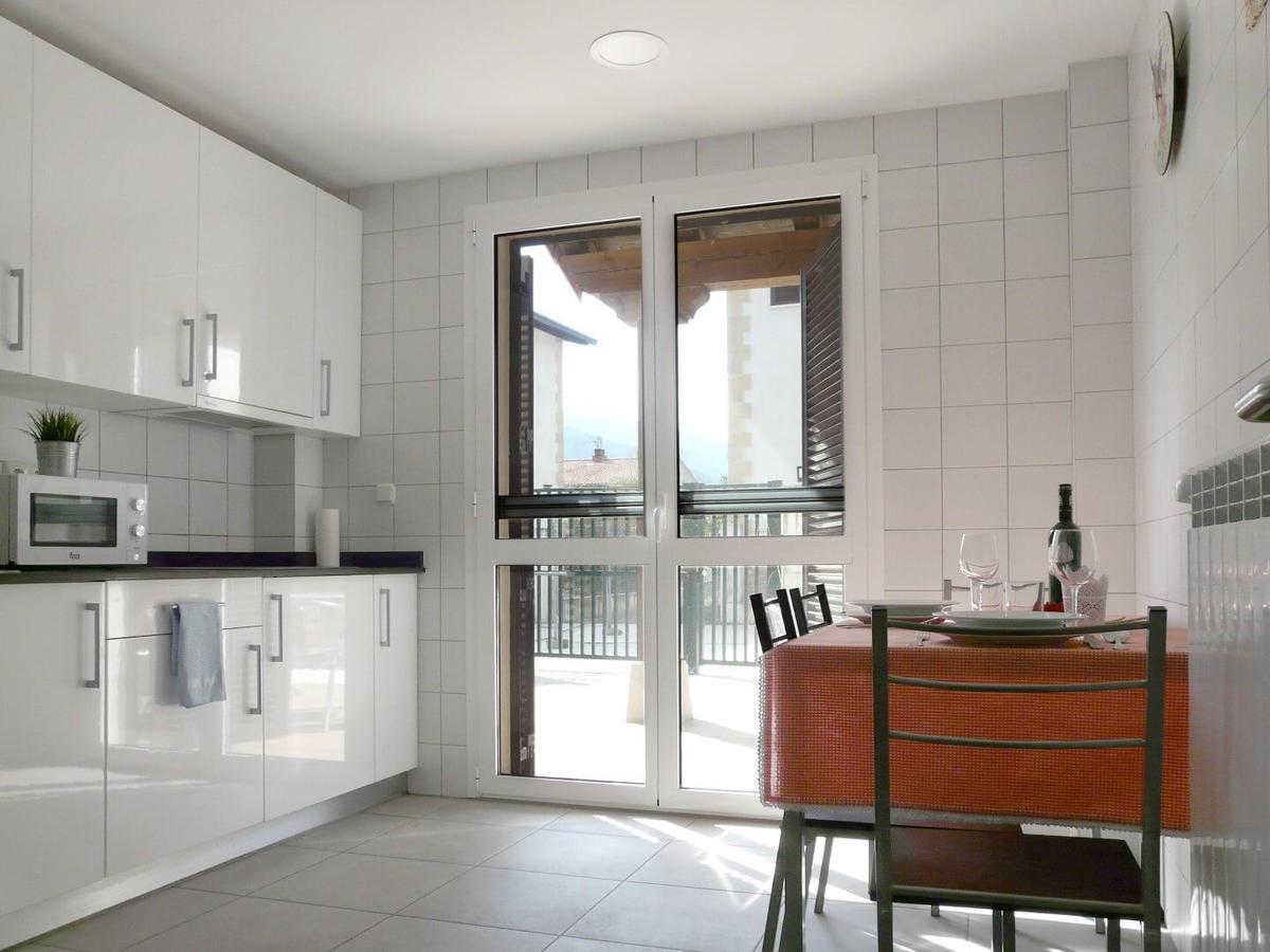 Albergue San Nicolas Larrasoana Εξωτερικό φωτογραφία